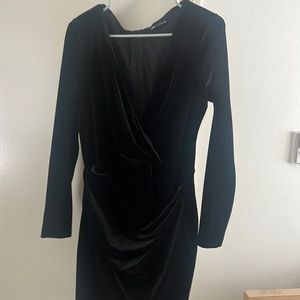 (L) velvet Zara dress